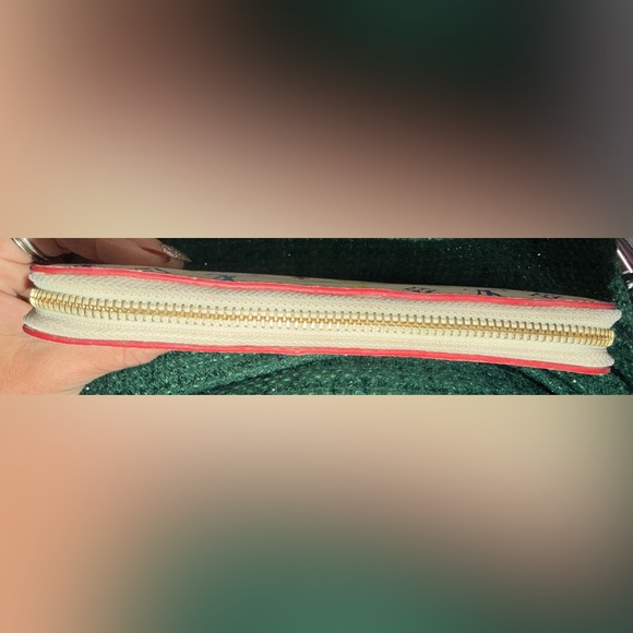 Designer-Inspired White Multicolor Monogram Wallet - Picture 5 of 7